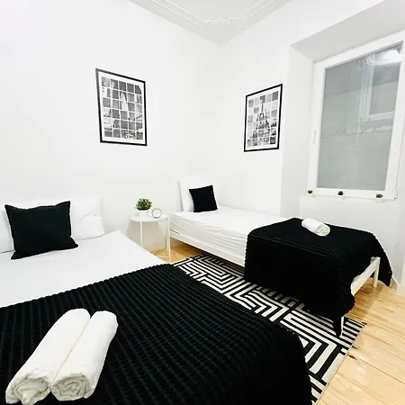 דירה Luxury Spacious Flat In Lisbon, Ideal For Tourists ליסבון