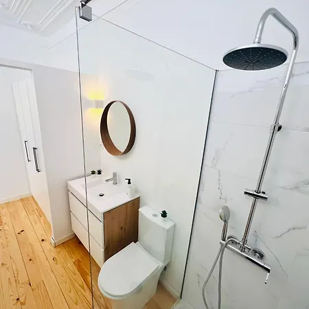 Appartement Luxury Spacious Flat In Lisbon, Ideal For Tourists Lissabon