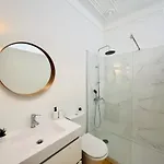 Luxury Spacious Flat In Lisbon, Ideal For Tourists 아파트 리스본